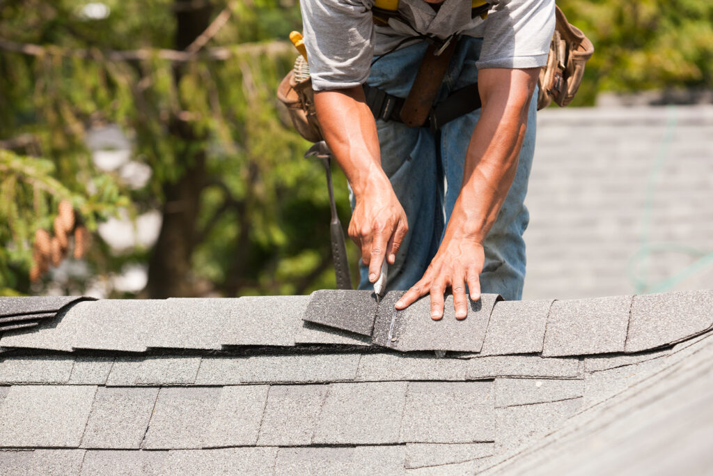 5 Signs It’s Time to Replace Your Roof