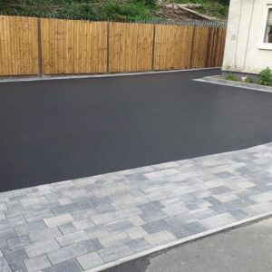 Tarmac1